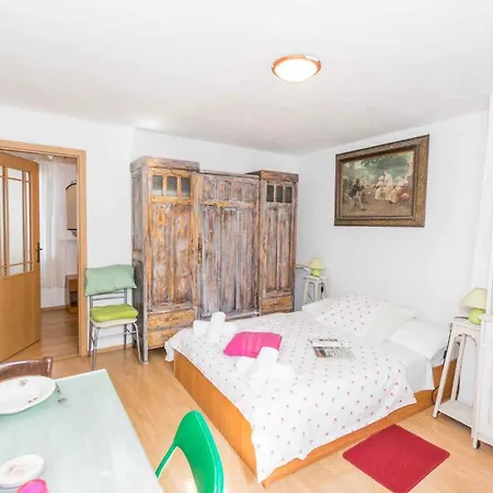 In - Istrien 51831 Apartman *